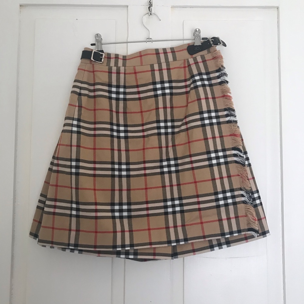 Pleaded Nova check skirt / skort